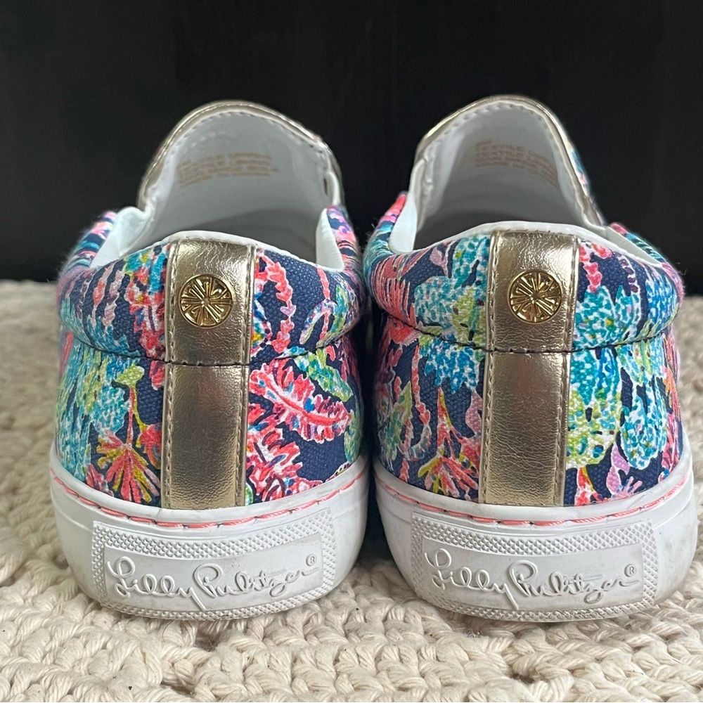 Floral Slip-On Women's Sneakers - Picture 8 of 11